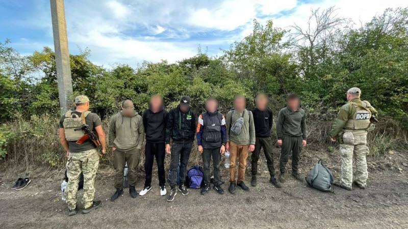 Нардепи пропонують збільшити покарання ухилянтам, які втекли за кордон