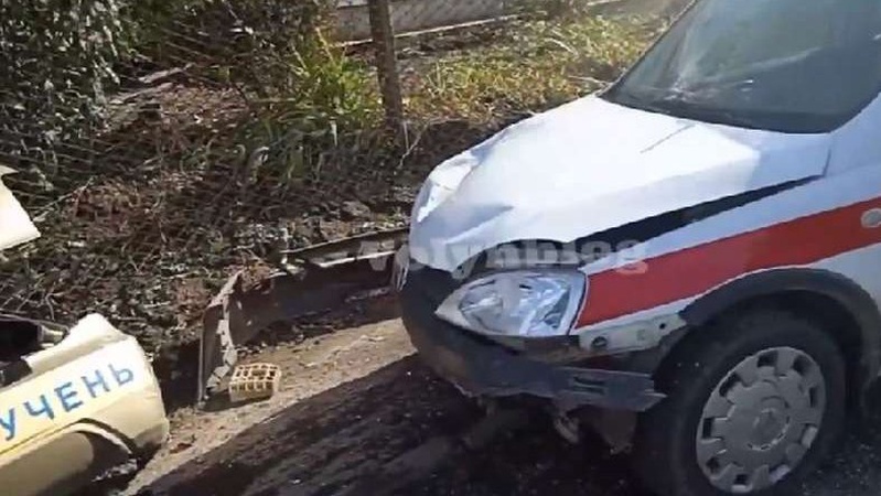 В учбове авто в’їхало медичне: у селі під Луцьком – ДТП