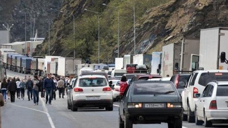 Розповіли, навіщо путін випустив мільйон росіян, які тікали від мобілізації