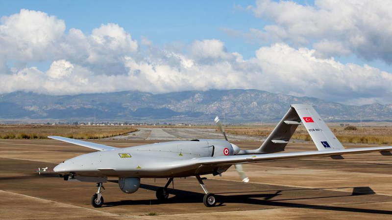 У Туреччині завершується підготовка трьох Bayraktar для України