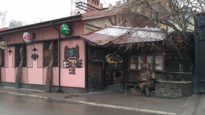 У Луцьку біля «Майдану» побили чоловіка та вивезли до кладовища