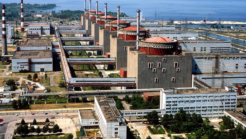 Зухвалий акт терору: Зеленський прокоментував обстріл Запорізької АЕС