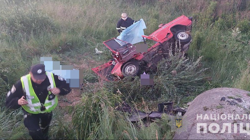 У моторошній аварії в Боголюбах загинули священник і студент духовної семінарії. ФОТО