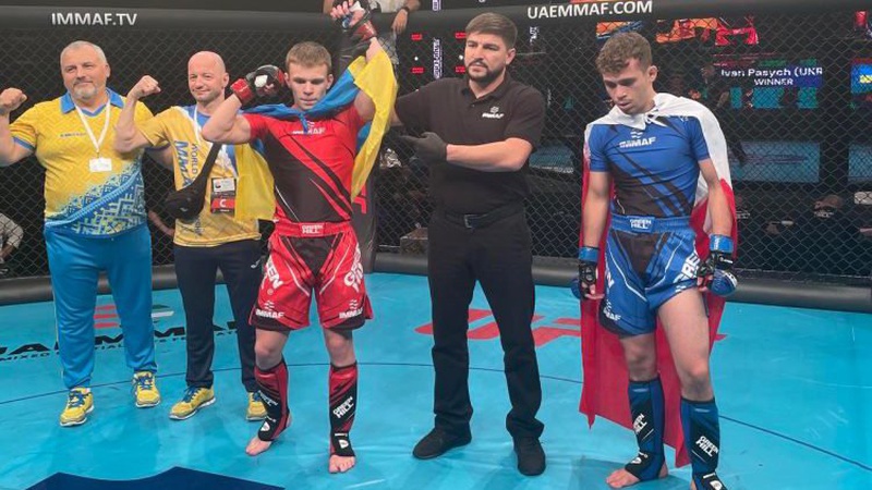 Волинянин здобув першу перемогу на Чемпіонаті світу з ММА