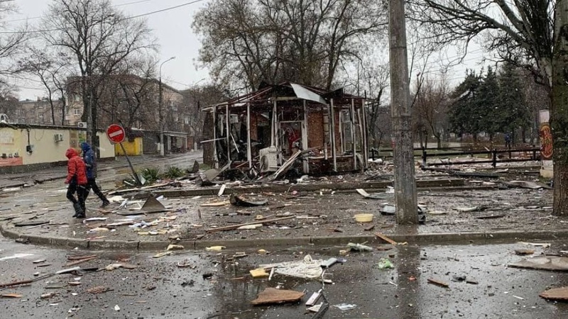 Міноброни РФ заявило про відкриття гуманітарних коридорів для виходу з Маріуполя й Волновахи