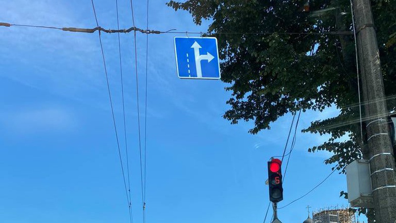 У Луцьку на проспекті Соборності змінили роз’їзд по смугах руху. ФОТО