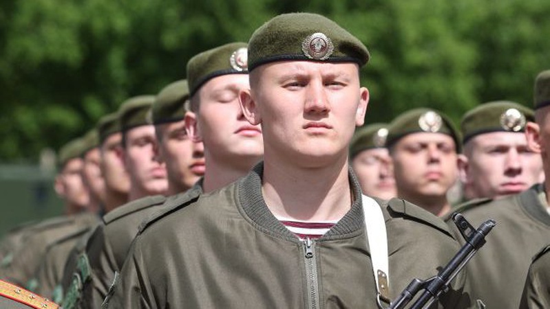 Близько 13 тисяч білорусів погодилися взяти участь у війні проти України, - Генштаб