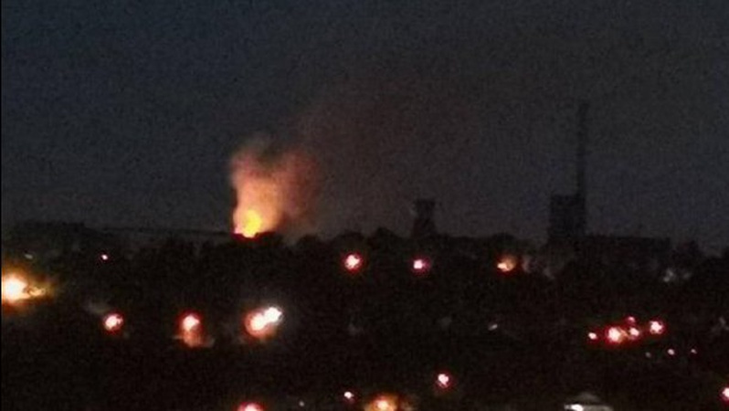 У Донецьку горить склад боєприпасів