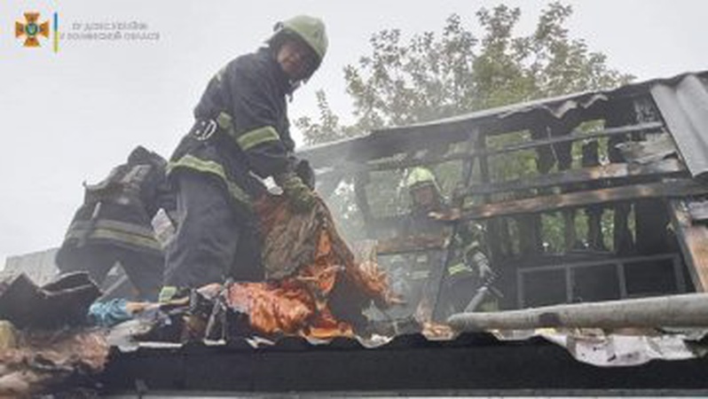 У Луцьку блискавка спричинила дві пожежі