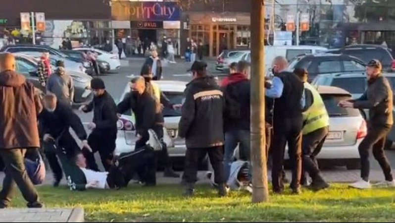 У Луцьку неповнолітні влаштували бійку