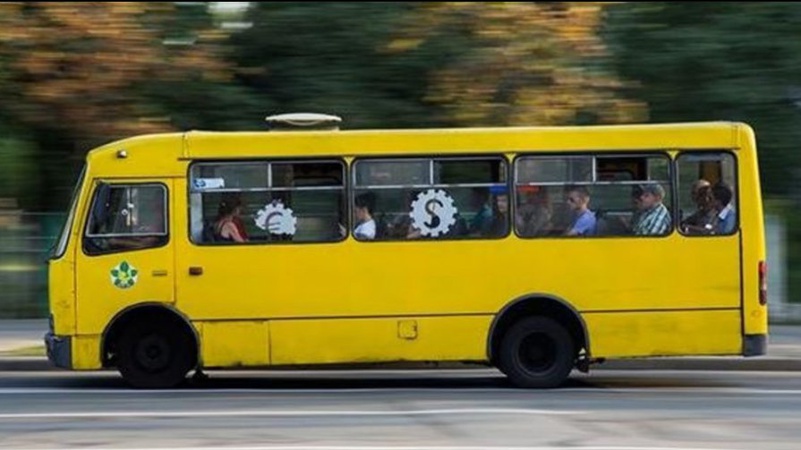 Переломи ребер: як у луцькій маршрутці травмувалася пасажирка. ПОДРОБИЦІ