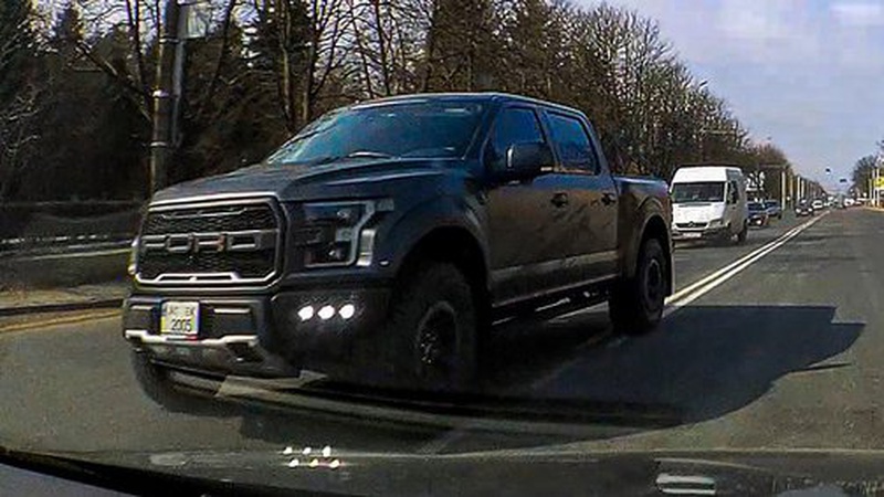 Знайшли автомобіль, який зробили відомим через грубе порушення ПДР у Луцьку