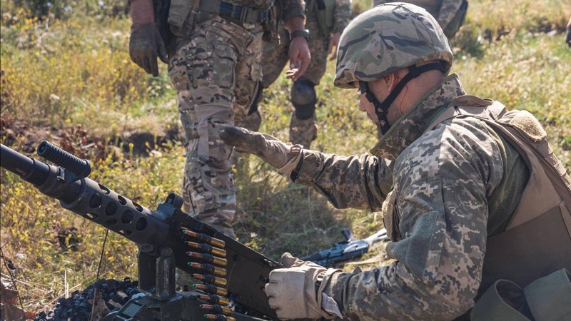 Ворог наступає з чотирьох напрямків: відбулось майже 30 бойових зіткнень