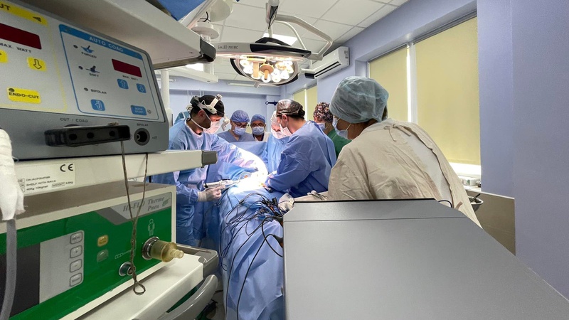 Ненароком випила мийний засіб: волинянці провели рідкісну операцію – сформували штучний стравохід