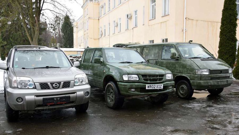 Волинським прикордонникам передали машини, дрони та генератори. ФОТО