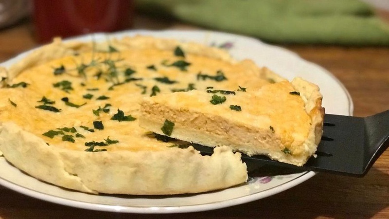 Кіш із лососем та сиром від Наталки Гурман