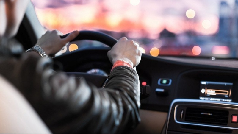 Покарання порушників ПДР у декілька кліків та грошова винагорода: в Україні запровадять новий цікавий законопроєкт