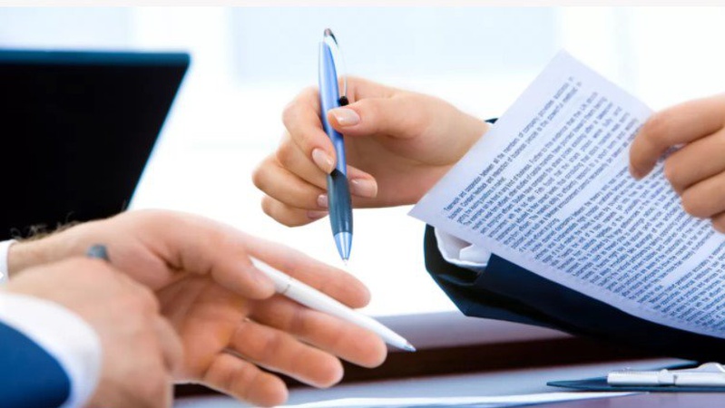 За махінації з працевлаштування та п’яну їзду українця депортували з Польщі на три роки