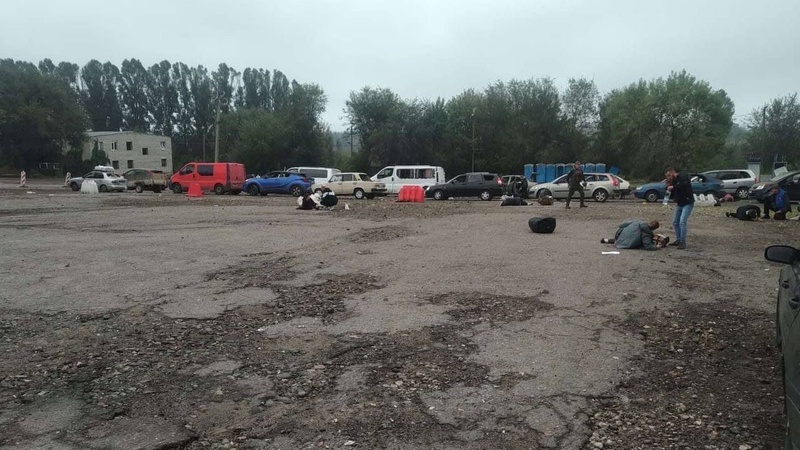 Окупанти вдарили ракетами по колоні цивільних у Запоріжжі