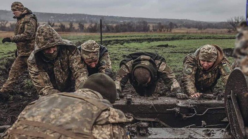 Усе усіяно тілами загиблих окупантів: Маляр прокоментували тяжкий бій у Соледарі