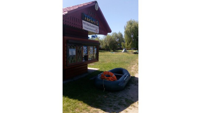 У Луцьку під час відпочинку на водоймі ледь не втонула жінка