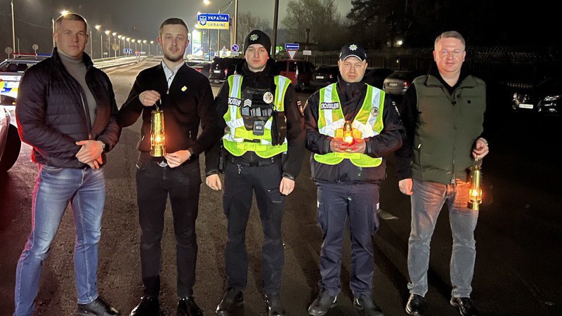 На Волинь везуть Благодатний вогонь з Варшави