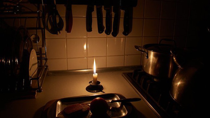 Після вихідних зі світлом. ДТЕК попередив про повернення відключень по графіку