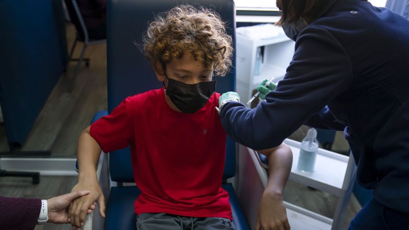 Чи зможуть діти робити щеплення від коронавірусу