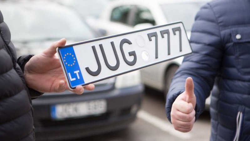 Розмитнення «євроблях»: від сьогодні діє новий закон