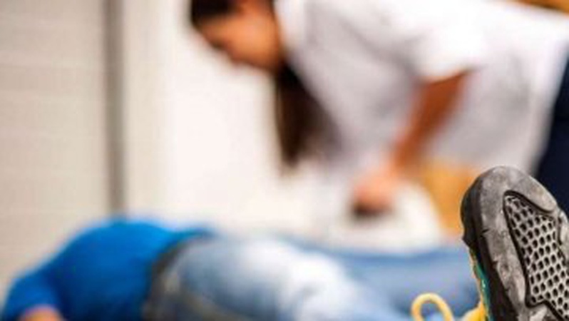 У Луцьку посеред магазину чоловік втратив свідомість: медики врятували його