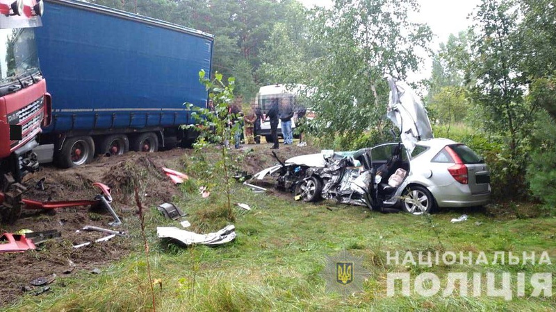 У моторошній аварії на Рівненщині загинув волинянин. ФОТО