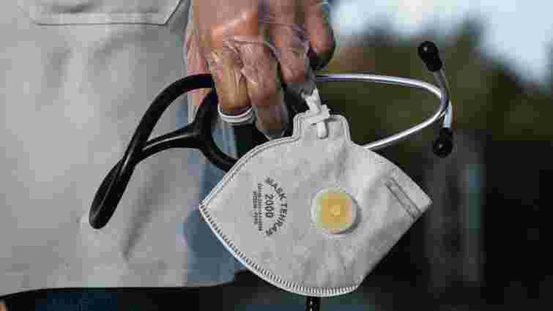 В Україні за добу зафіксували 37 351 випадок коронавірусу, на Волині – 768