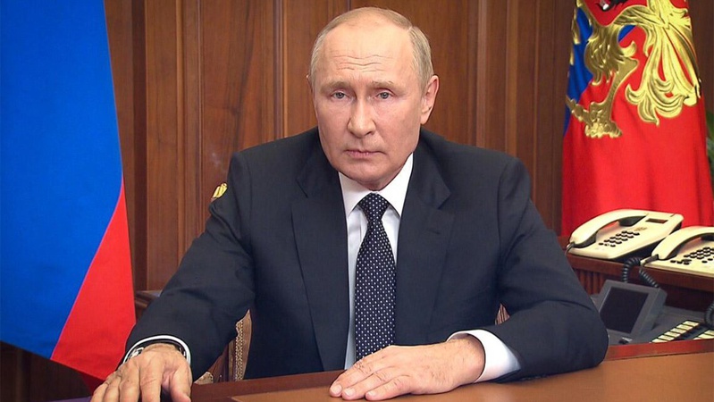 Путін може заборонити виїзд з країни чоловіків і ввести воєнний стан