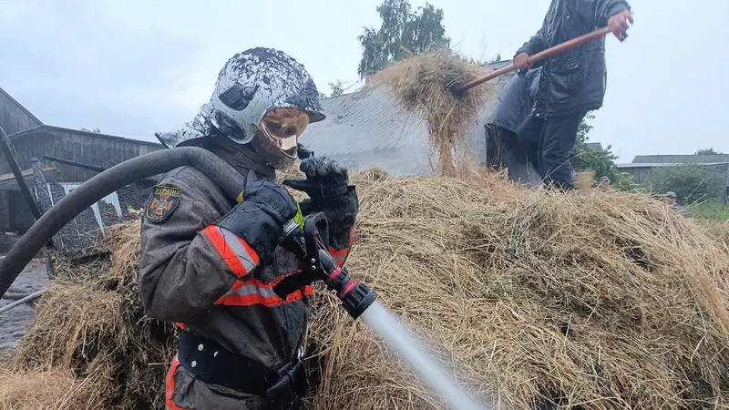 На Волині через негоду сталась пожежа