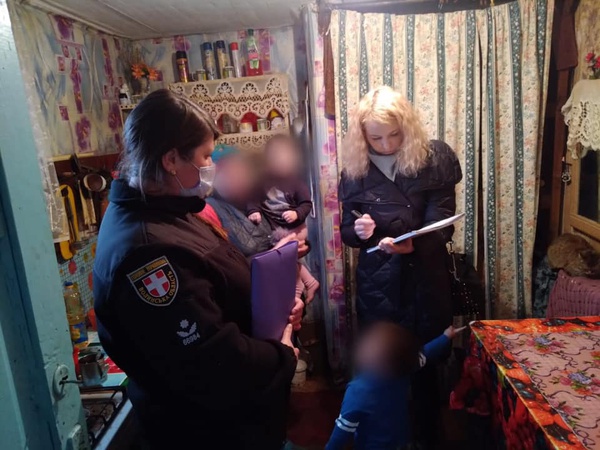 До хати повернули волинянку, яка залишила двох дітей