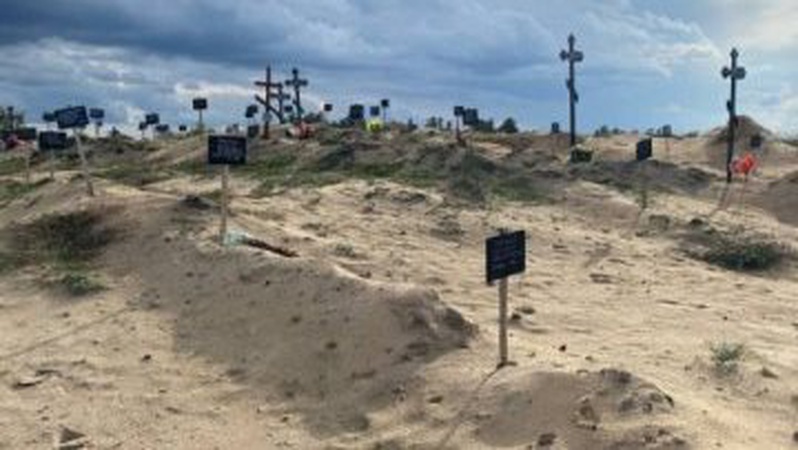 У Лимані вже ексгумували тіла 35 військових та 152 цивільних