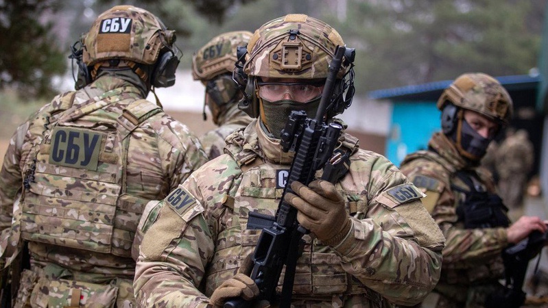 СБУ знешкодила банду, яка нападала на підрозділи Тероборони