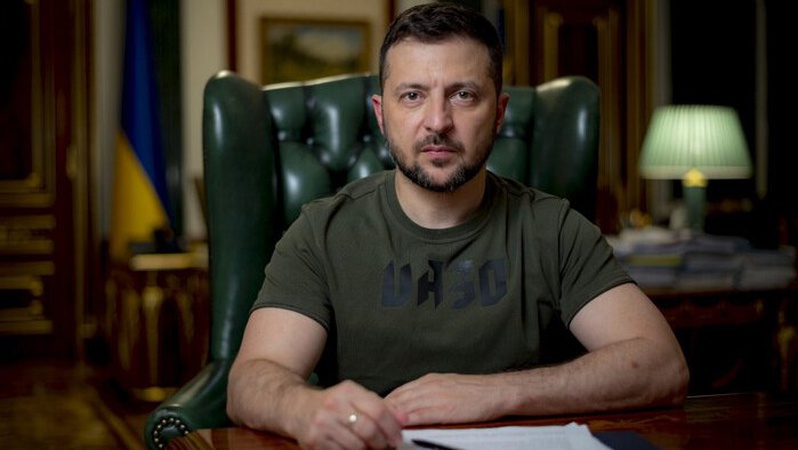 Зеленський звернувся до кримчан з важливим проханням
