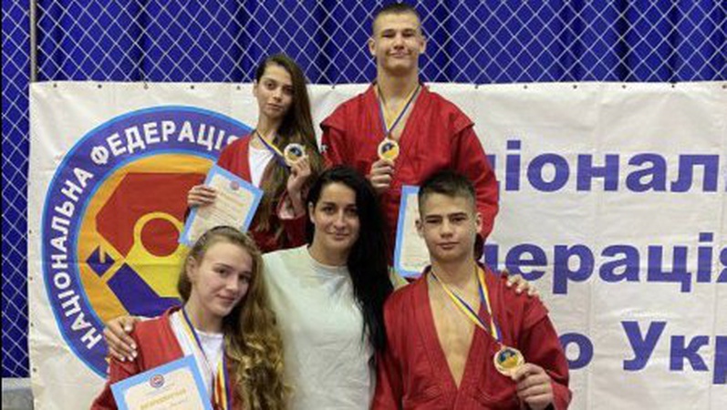 Двоє лучан стали чемпіонами з боротьби самбо та увійшли в збірну України