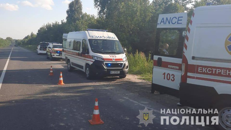 На дорогах Волині в один день перекинулися два «Мерседеси». ФОТО