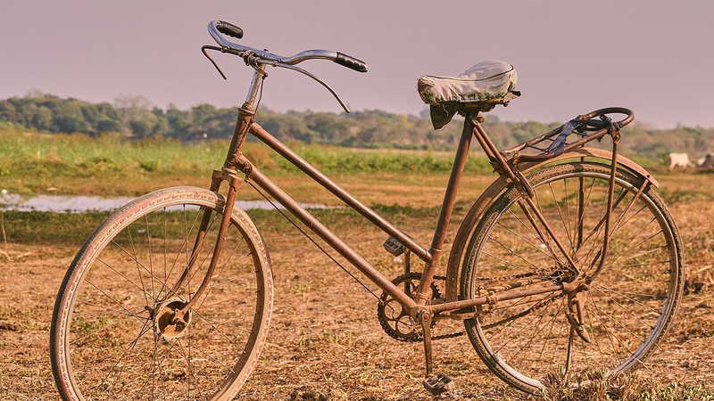 Їхали на велосипедах до лікарні: на Сумщині окупанти розстріляли подружжя пенсіонерів
