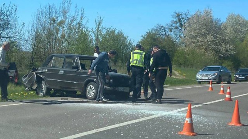 ДТП неподалік Луцька: зіштовхнулись дві автівки