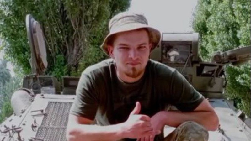 Мешканців Рожищенської громади кличуть гідно провести в останню дорогу Героя Артема Тюрина