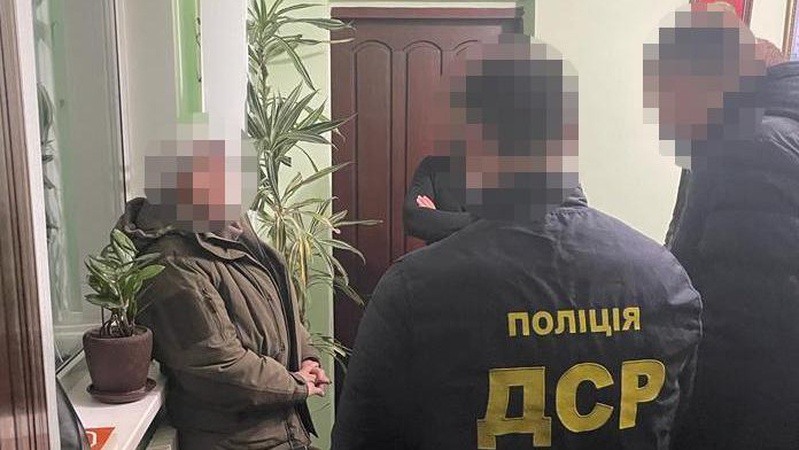 На Волині викрили на хабарі керівника держпідприємства у лісовій сфері