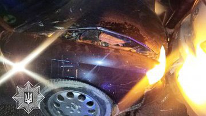 У Луцьку ввечері п’яний водій влетів у легковик. ФОТО