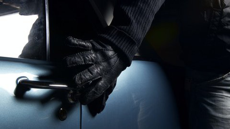 Волинянин потрапив у ДТП на краденому авто і втік: злодія-невдаху спіймали