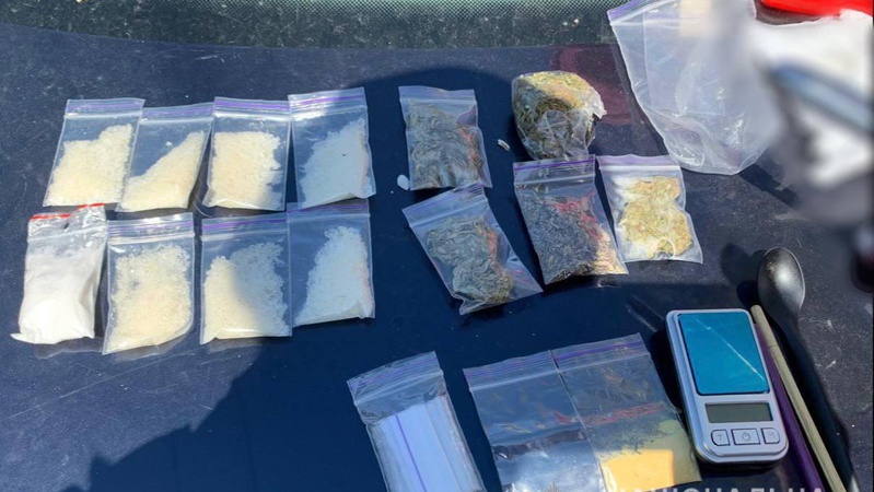 У Луцьку затримали 28-річну жінку з наркотиками на суму близько 70 тисяч гривень