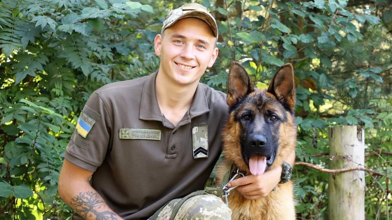 На пункті пропуску «Ягодин» службовий собака виявив у чоловіка  наркотичну речовину