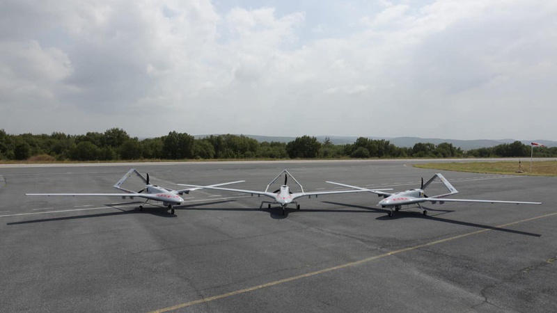 Притула показав, як виглядають Народні Байрактари. Беспілотники «зашили» у вишиванку