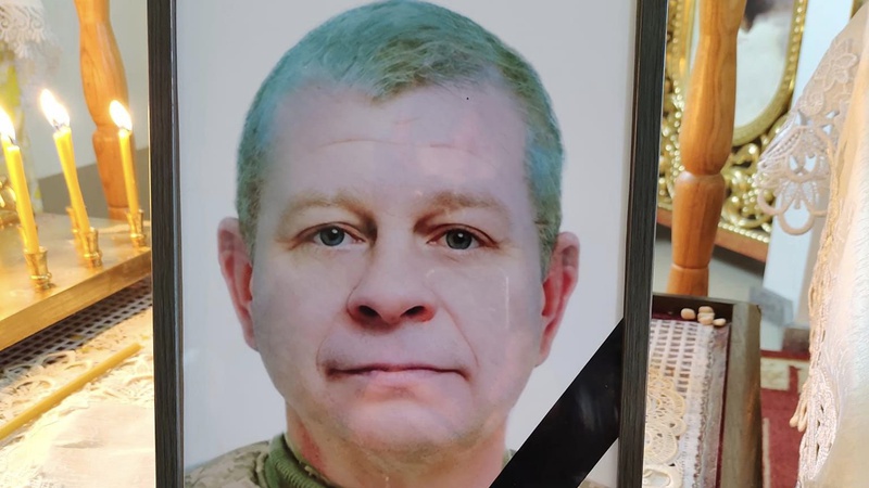 «У мирному житті ремонтував авто, на війні - був танкістом»: волиняни попрощалися із загиблим Героєм